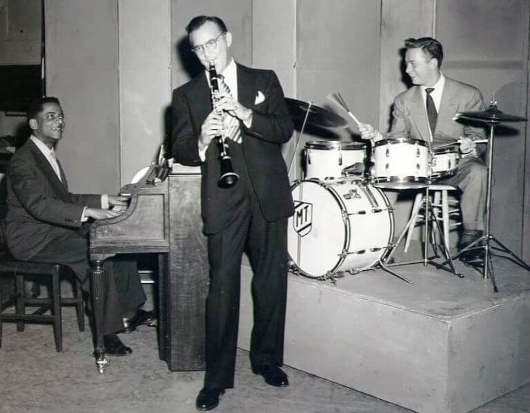 8 Most Popular Jazz Music Instruments That Sound Amazing
